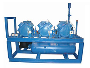 蒸發(fā)冷螺桿中溫機(jī)組三機(jī)頭